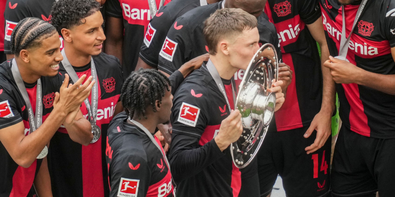Where exactly are Leverkusen in the table